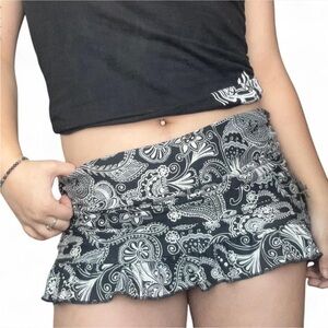 Women's Black and White Paisley Mini Skirt